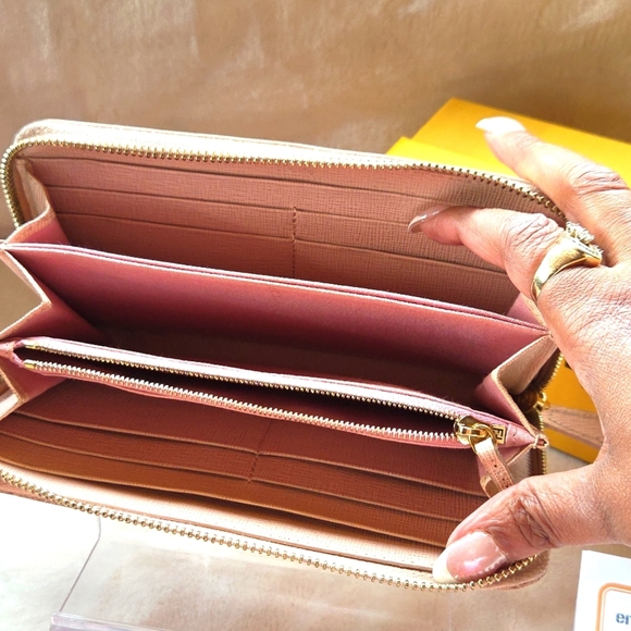 Fendi Blush Pink Zip Wallet - Picture 5 of 8